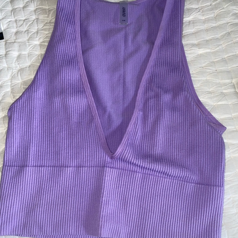 Lavender seamless tank